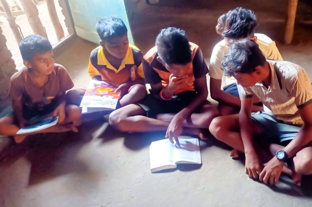 Group Reading Child Help Foundation